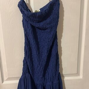 Elegant Strapless Textured Dress in Blue